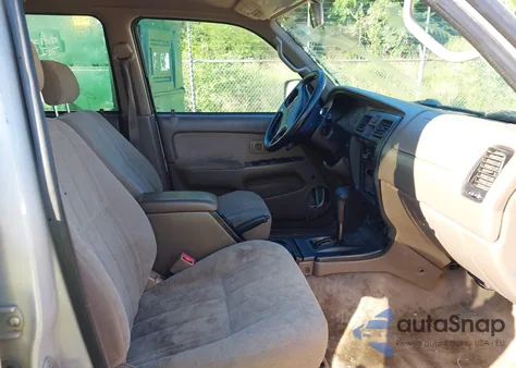 2000 Toyota 4Runner from USA, damaged, VIN JT3GM84R2Y0060310